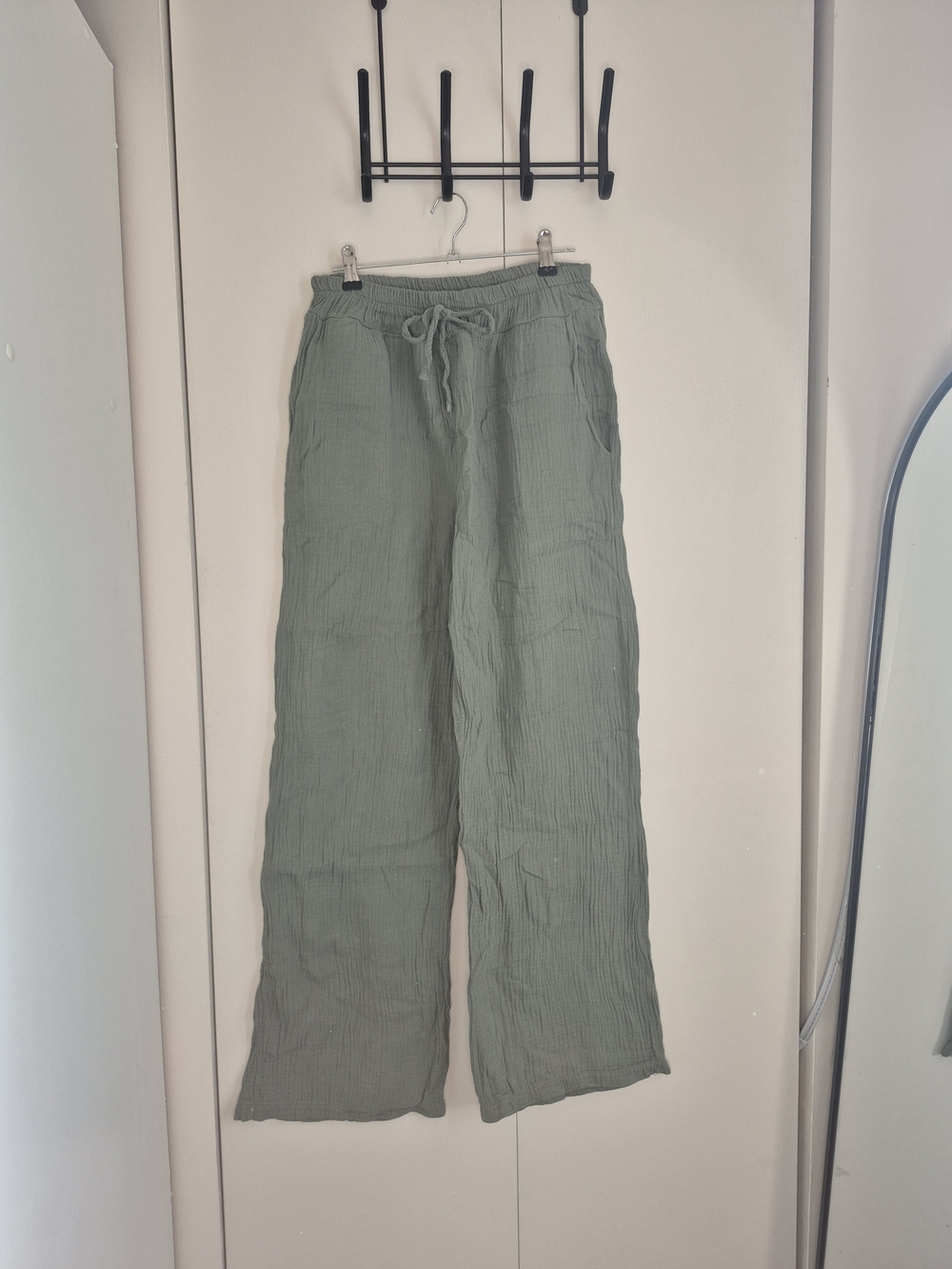 Wide-Leg Drawstring Trousers in Sage Green